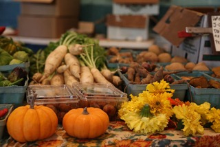 Fresh produce; photo from Northside Farmers Market website